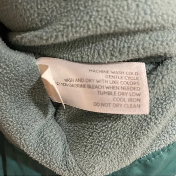 Old Navy Teal Puffer Vest Women’s XL Snap Front Quilted Winter Fleece Lined - Picture 10 of 10